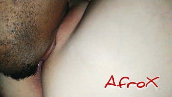 Preview 3 of Tube Porn Princesscin - Novinha Rosadinha Gemendo na Linguada