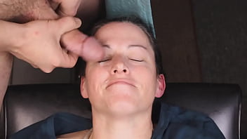 Preview 2 of Jezica Kizaki - Dirtydees -Amateur facial cumshot