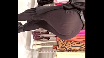 Preview 3 of Cht Khi Gi Ng Qun - offener arsch,  &ouml_ffentlichkeit,  hiddencam,  fetter saftiger arsch,  leggings,  booty injeans,  public jeans,  milf auf der stra&szlig_e,  arsch in enger hose