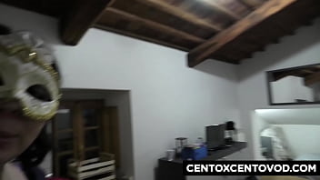 Preview 1 of Sweet Africa - Alex Magni fa urlare e godere due ciccione maiale
