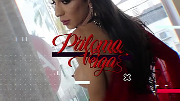 Preview 1 of Boy In Whorehouse - Paloma Veiga no Banheiro do ginagio fazendo xixi *-*