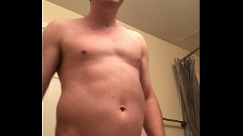 Preview 1 of Big Figure Mom - dude 2020 masturbation video 28 (with cumshot and talk about the male body)