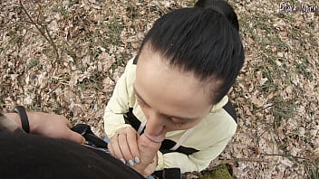 Preview 2 of Fett Teen - A walk for snowdrops turned into a juicy blowjob in the middle of the forest