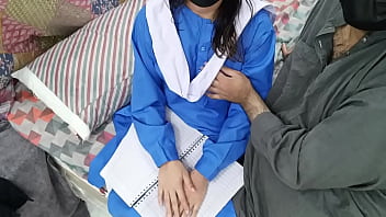 Preview 1 of Mood Mom Enter Son Bed Room - Pakistani School Girl Fucked Very Hard By Her Stepfather, s Friend