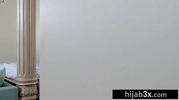 Preview 3 of Www X Vebaoy - Hot Ass Hijab-Wearing MILF Pleasing Her New Bratty Stepson