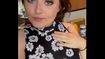 Preview 2 of Pussy Live Snake Insertion Video - Заманивает