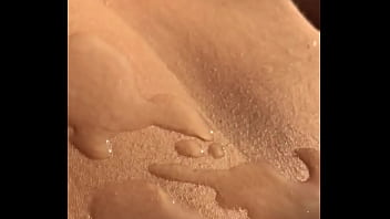 Preview 3 of Xxx Vergin Sex Video - Aquela escorridinha quentinha e gostosa do fim de semana