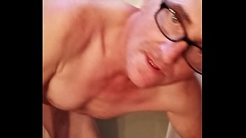 Preview 4 of Big Booty Bitch Giving Good Head - Fuck me hard