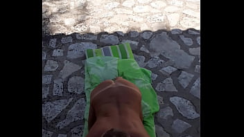 Preview 4 of Hd Clg Xxx India - Sucer son gode dehors comme une chienne