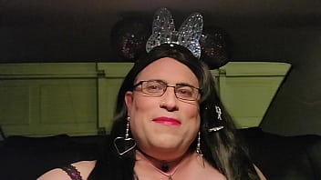 Preview 3 of Zorlangan Daxwad - Talking About Bumping Your Minnie Ears On Things...