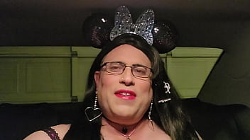 Preview 4 of Zorlangan Daxwad - Talking About Bumping Your Minnie Ears On Things...