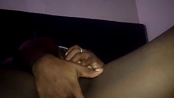 Preview 3 of Huge Dildo Pussy Stretch - Ela atingiu orgasmo apenas com vibrador e car&iacute_cias