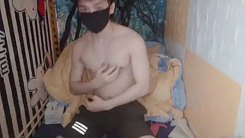 Preview 1 of Pinay Maganda - Korean Man Guy Solo in ROOM