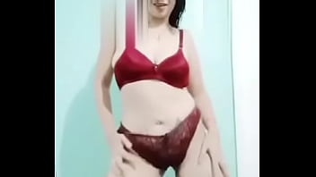 Preview 1 of Anna Kurnikova - striptease