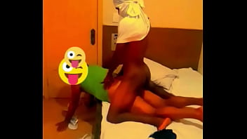 Preview 4 of Boobs Cabana - Egua de macho de moreninho leiteiro!
