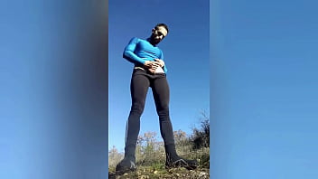 Preview 2 of Jav Pinay Small Pro - Sal&iacute_ a dar una vuelta en BICI y acab&eacute_ PAJE&Aacute_NDOME