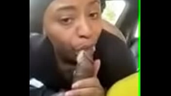 Preview 2 of Novinha Portugal Sexo Anal Tuga - MizzKittKatt