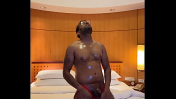 Preview 4 of Waria Cumb - Hotel Bate Johnnystuds