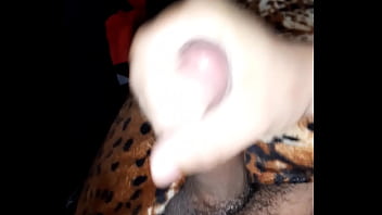 Preview 3 of Aunty Hand Job Soon - NOVINHO GOSTOSO GOZANDO