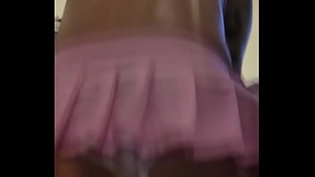 Preview 2 of Sexo En Supermercado - Videollamada se sale de control y salpica su semen por todos lados mientras la flaquita se monta en sus enorme dildo