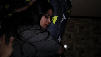 Preview 1 of Great Tit London Andrews - Me follo a mi hermanastra a escondidas despu&eacute_s de su fiesta universitaria y piensa que soy su novio