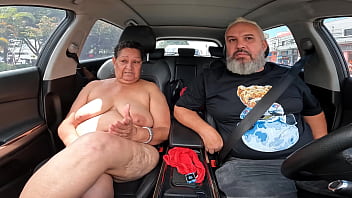 Preview 4 of Amando Mamando - Uma Bisav&oacute_ na carona do Ted aos 71 anos ela pelada no carro conta sua vida - Dora Rodrigues
