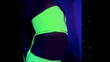 Preview 2 of Cougar Lesbo - Drake Said &ldquo_BabyGuurrrrll&ldquo_