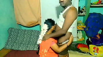 Preview 2 of Scambisti Maturi - indian house wife hot fucking