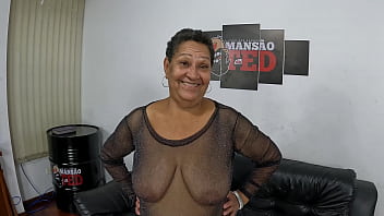 Preview 1 of Stem Mom Sleeping - Dorinha levando ferro aos 70 anos de idade - Dora Rodrigues