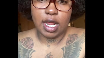 Preview 2 of Uma Porn Nude - Like La Brim Let Go Why YALL keep moving like 2016 like we are not in 2016