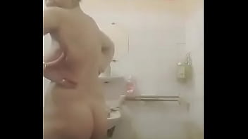 Preview 4 of Animul And Grils Xxx - جزائريه ملفايه كبيره ف السن تتصور عريانه