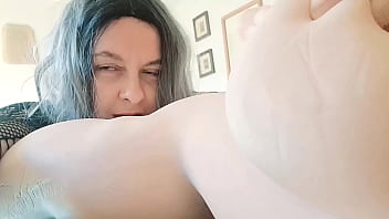 Preview 2 of Hood Schools - BestRealDoll Female Torso Sex Review - A big real orgasm for an italian Milf