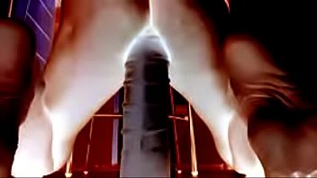 Preview 2 of Extrem Slapping Tits - Sentando no consolo grosso com muito  efeito.@!!!!