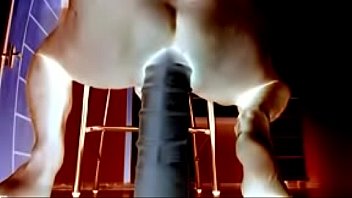 Preview 4 of Extrem Slapping Tits - Sentando no consolo grosso com muito  efeito.@!!!!