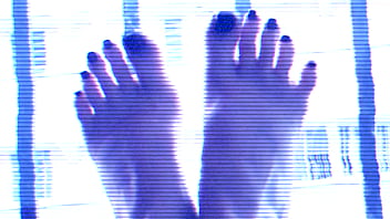 Preview 3 of Lechecita Interna - Beautiful Mistress Teasing With Her Long Toes And Wonderful Feet