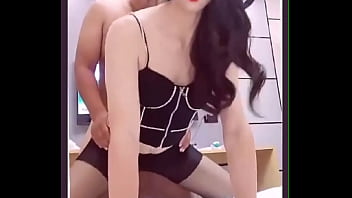 Preview 1 of Donna Blesses - 蜜紫酱被干