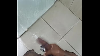 Preview 2 of Xxx Gote Com - Masturbada no chuveiro