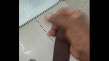 Preview 3 of Xxx Gote Com - Masturbada no chuveiro