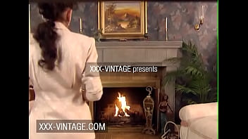 Preview 1 of Come In Shot - Vintage anal sex with Sarah Young in stockings