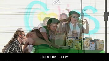 Preview 4 of Padres Y Hijas Cojiendo - RoughUse -You Buy Cookies,  You Get To Free Use These Scouts