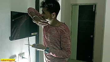 Preview 2 of Fokim Xxx - TV Mechanic fuck hot bhabhi at her room! Desi Bhabhi Sex