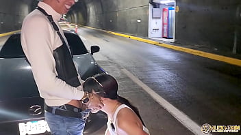 Preview 1 of Boy Sticks It In The Wrong Hole - Una peque&ntilde_a cogida en el tunel