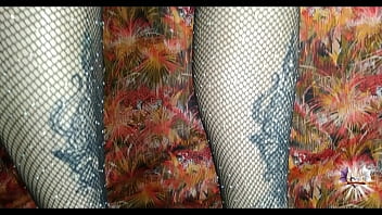Preview 1 of Police Big Ass Hd Fuck Xxx - Imagine me jerking your dick with my feet.