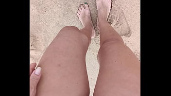 Preview 3 of Reid Pussy Porn - Pee spotting public beach