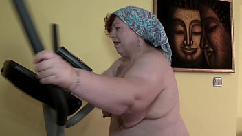 Preview 1 of Mesri Hot Six - extreme fat mom fucked by stepson