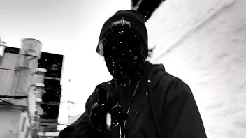 Preview 3 of Vaiyrjin - TOO YUGAN - ROCA N ROLA (Video Oficial)
