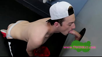 Preview 3 of Latina Tjot - totaly big cock in his mouth