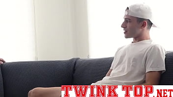 Preview 1 of 0ld Man Gay Sexxy Uk - Hung twink fucks hunky coach&#039_s bubble butt bareback doggystyle-TWINKTOP.NET