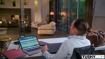 Preview 1 of Bollywood Girls Nude Mms - TUSHY Anal-obsessed assistant Liv gapes for her boss Mick
