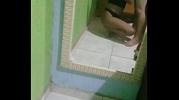 Preview 3 of Sexxy Potos Bena Kapda Ka - Morena gostosa pagando um boquete